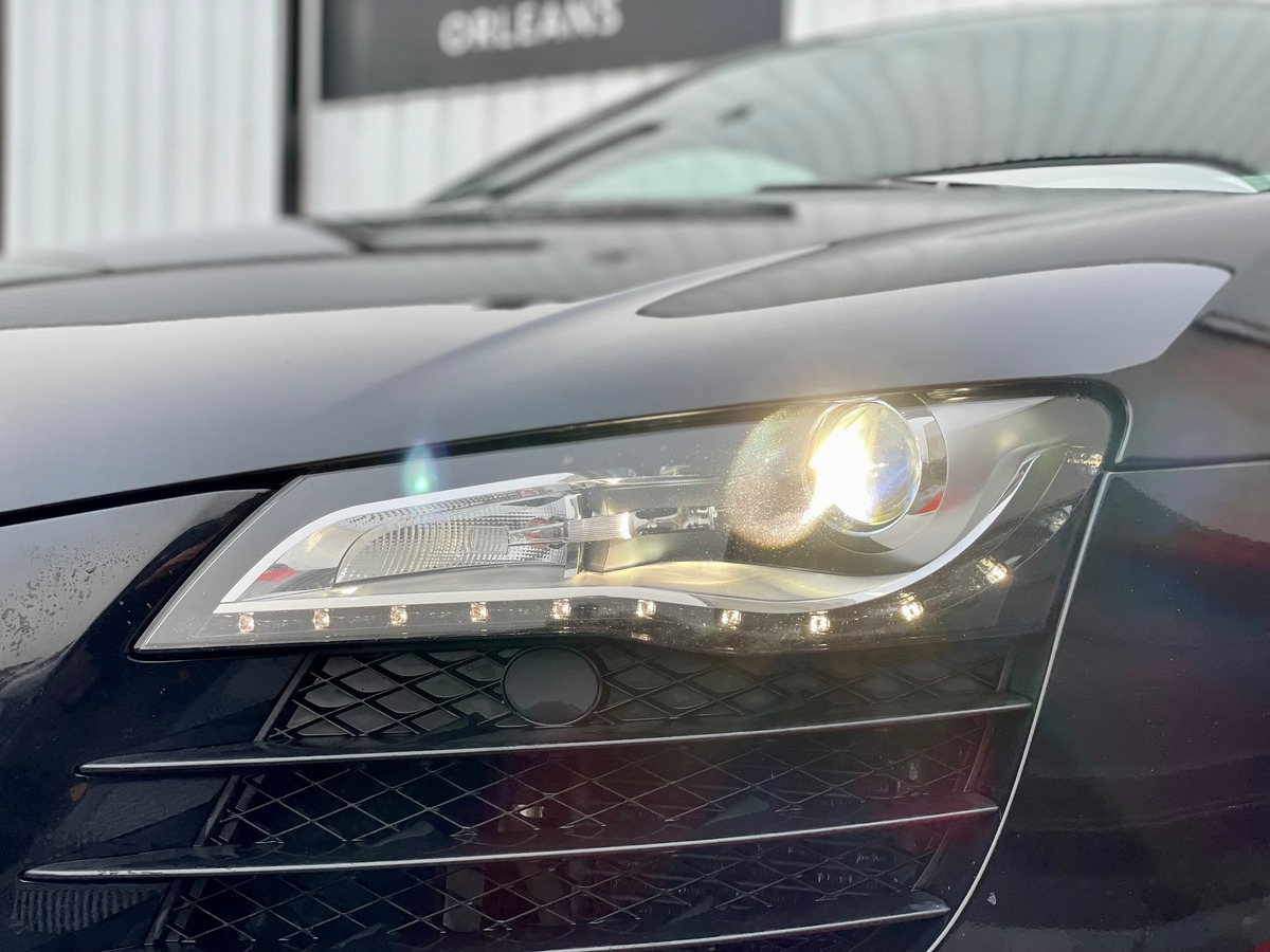 Audi R8 V8 4.2 430 Quattro R-Tronic 6 Carbon f