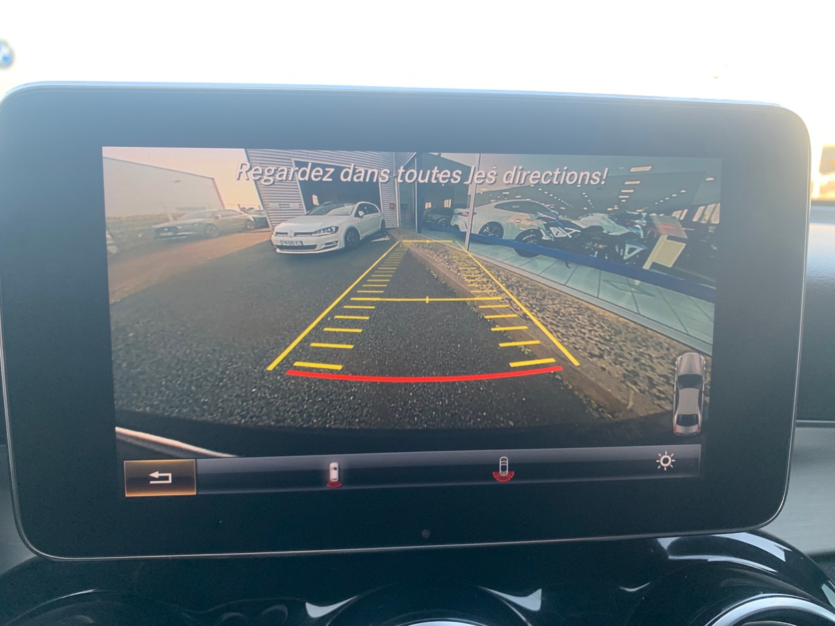 Mercedes-Benz GLC Coupé 170 ch | 4MATIC | Toit ouvrant | Caméra de recul | Avertisseur angles morts