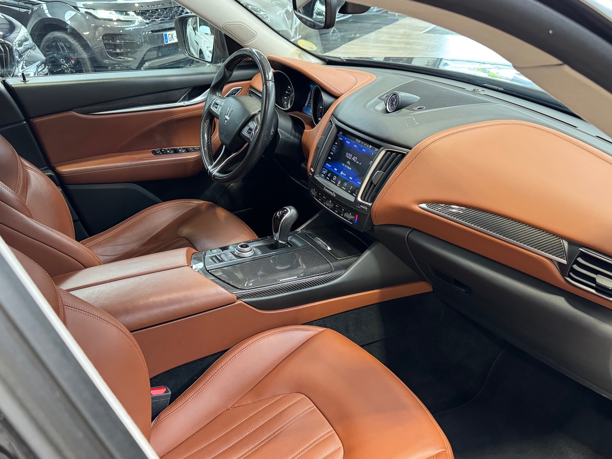 Maserati Levante 3.0 V6 TURBO 275CV CARBONE/360°