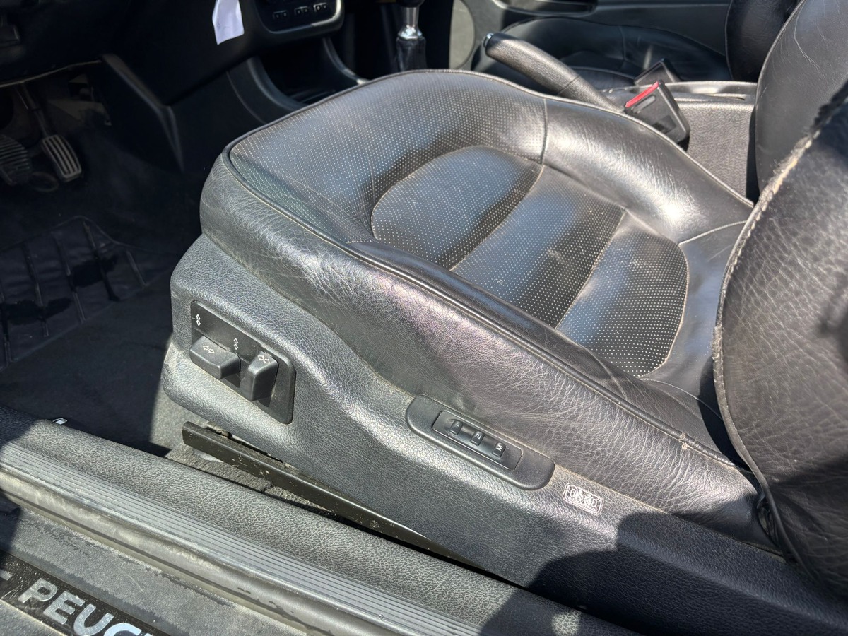 Peugeot 406 Coupe 3.0 V6 - Révisé - Garantie