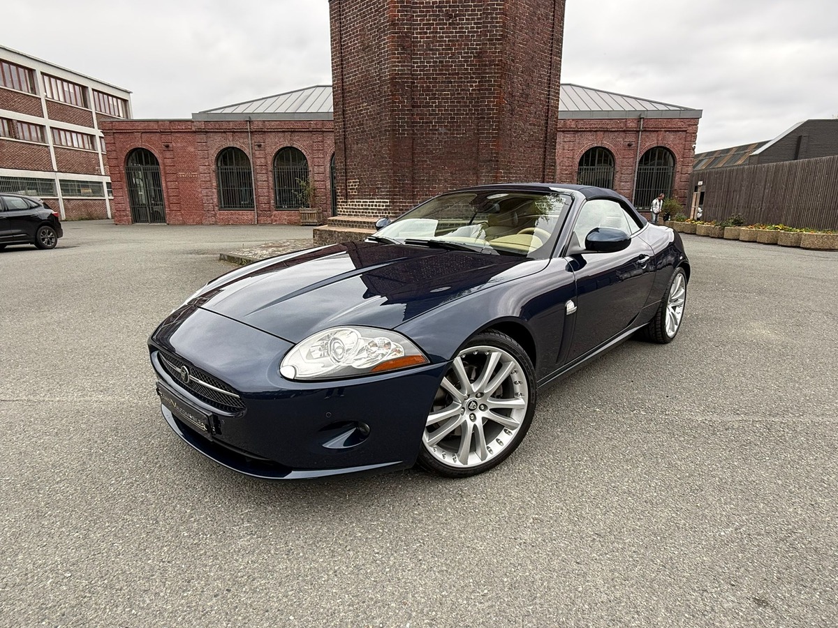 Jaguar XK 4.2 V8 Cabriolet 300ch