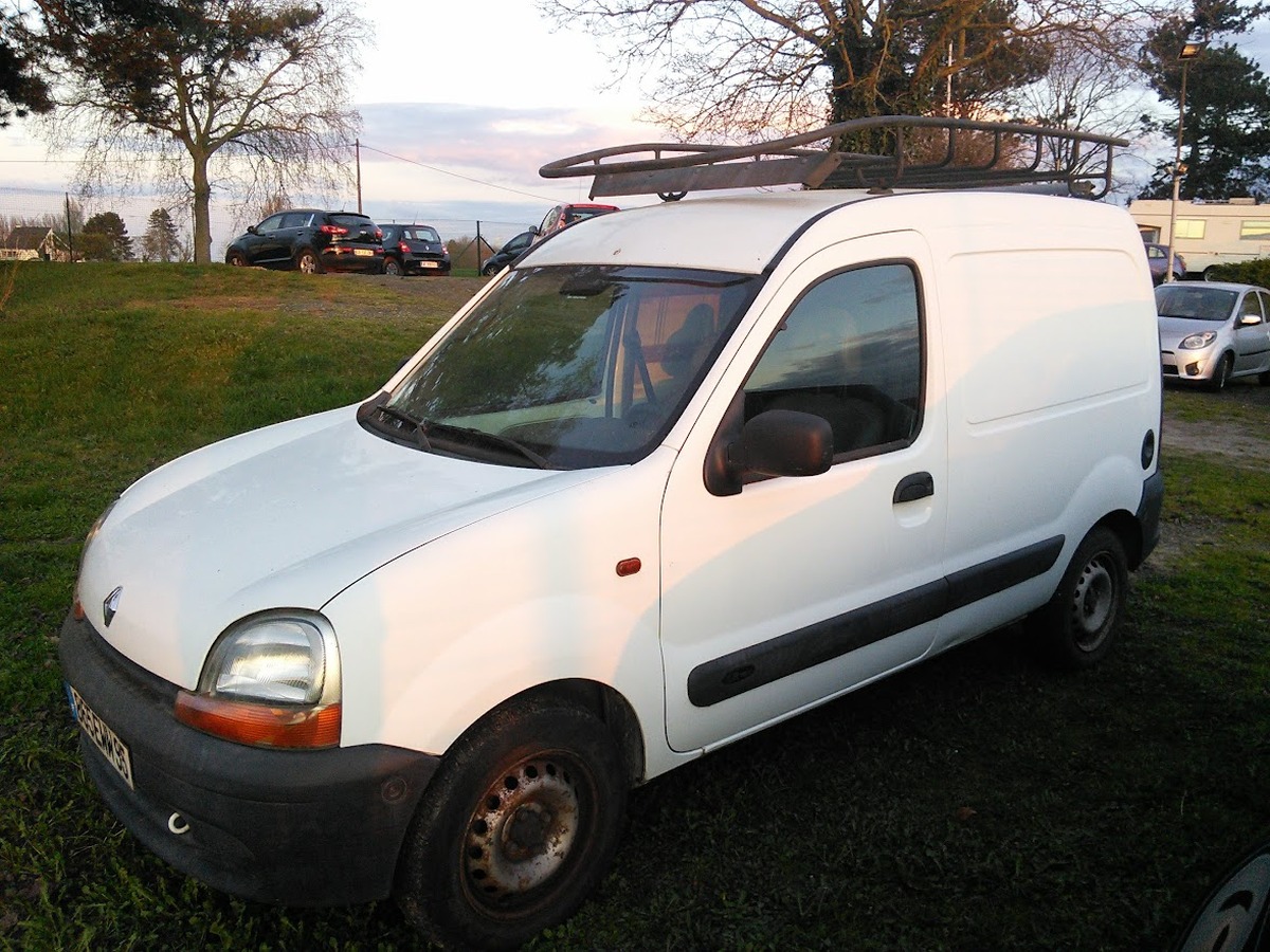 RENAULT Kangoo Express Fourgon Phase 2 1.2 i 75CV GALLERIE