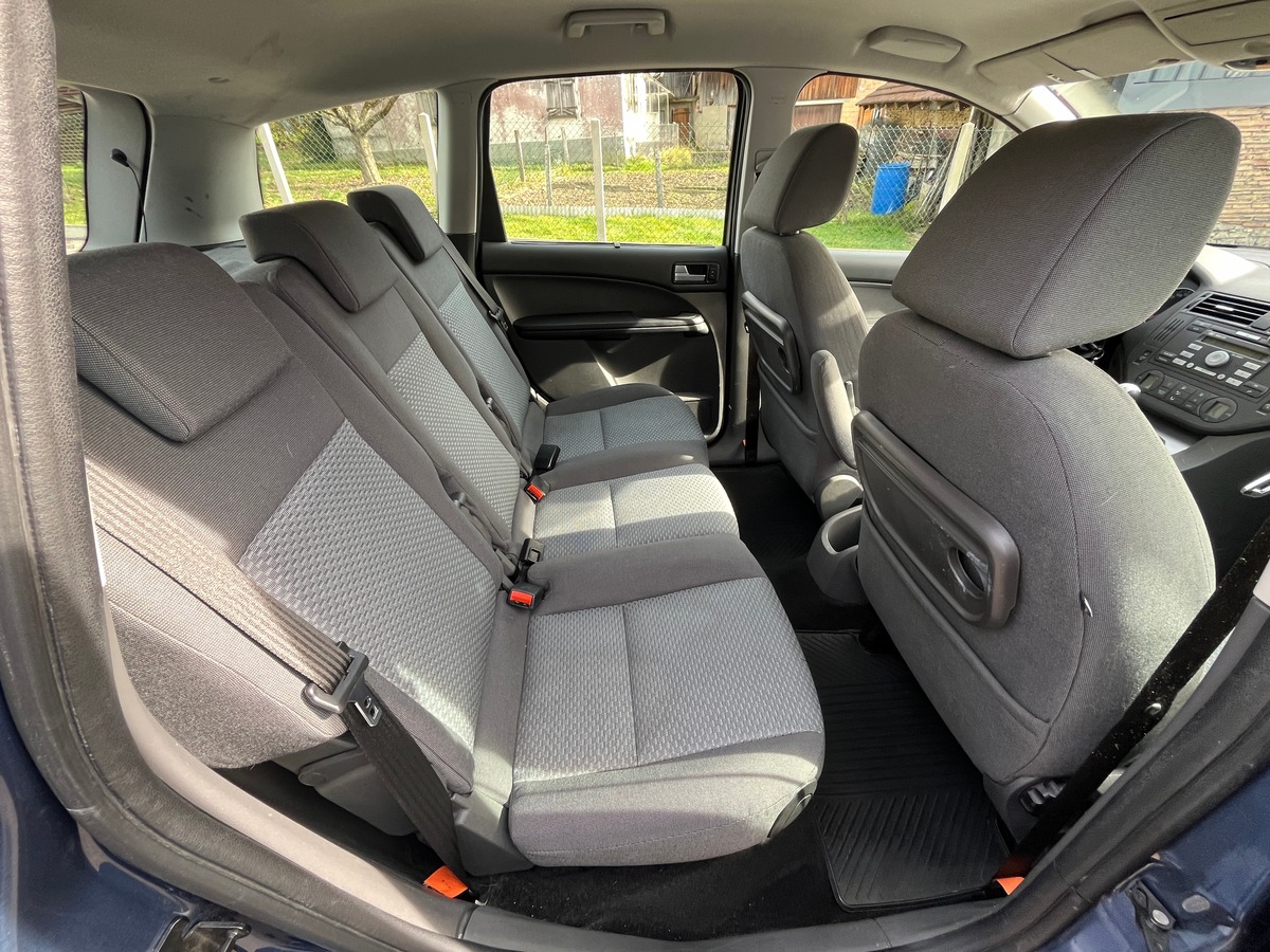 Ford Focus C-max 2.0 140ch, SIEGES CHAUFFANT, CLIM AUTO, REGULATEUR, FEUX AUTOMATIQUE