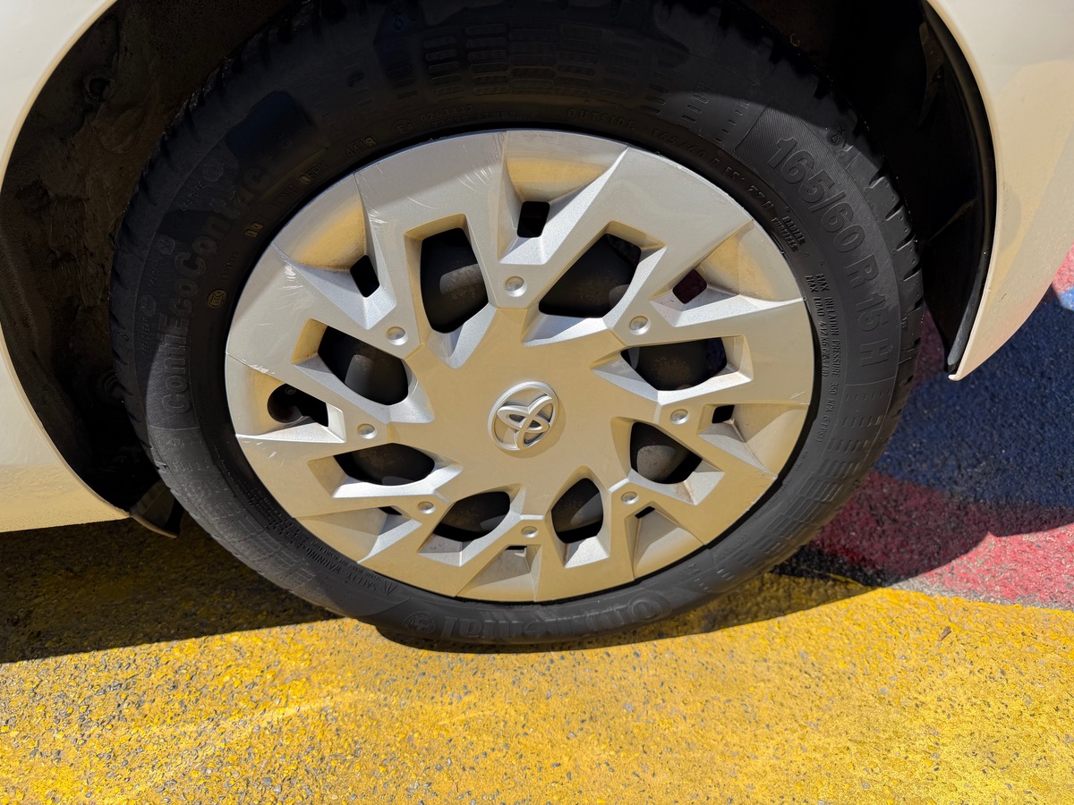 Toyota Aygo 1.0 VVTi 72 CV Boîte auto Phase 2 / KM Réel / Cim / écran / Caméra de recul