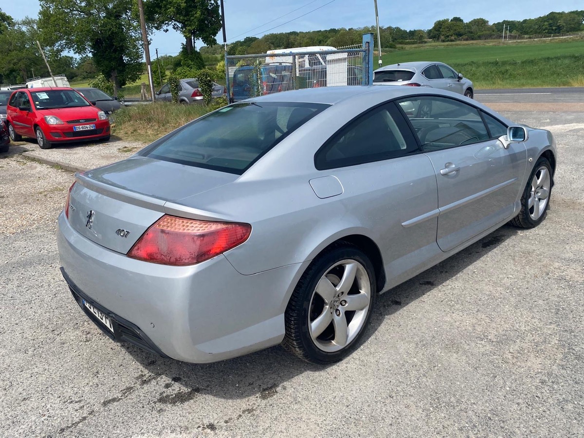 Peugeot 407 Coupe 2.7 v6 hdi 204cv griffe faible kilométrage d’origine 