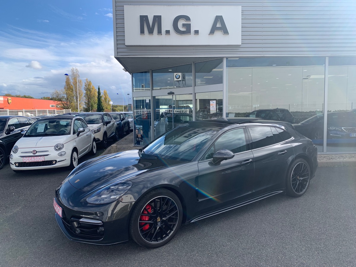 Porsche Panamera Sport Turismo GTS | V8 460 CH | BOSE | Toit panoramique | Garantie 1 AN AGIR *