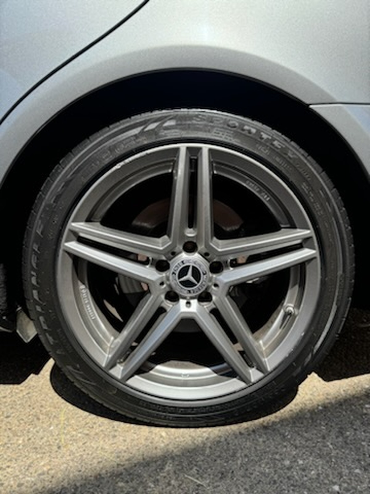 MERCEDES CLS 500 BlueEfficiency  SUIVI COMPLET MERCEDES