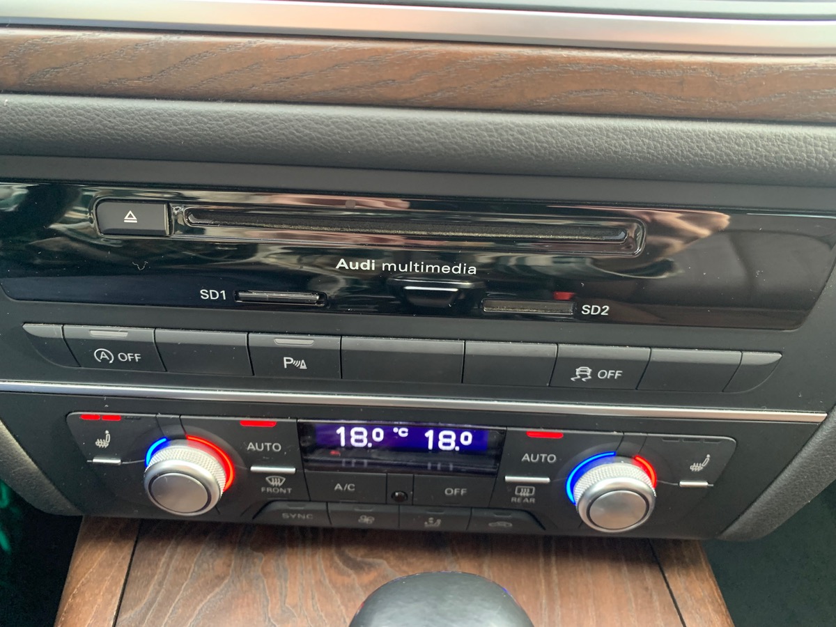 Audi A6 Limousine 190 ch | AMBITION LUXE | GPS | Caméra Recul | Système d'accès, démarrage sans clé