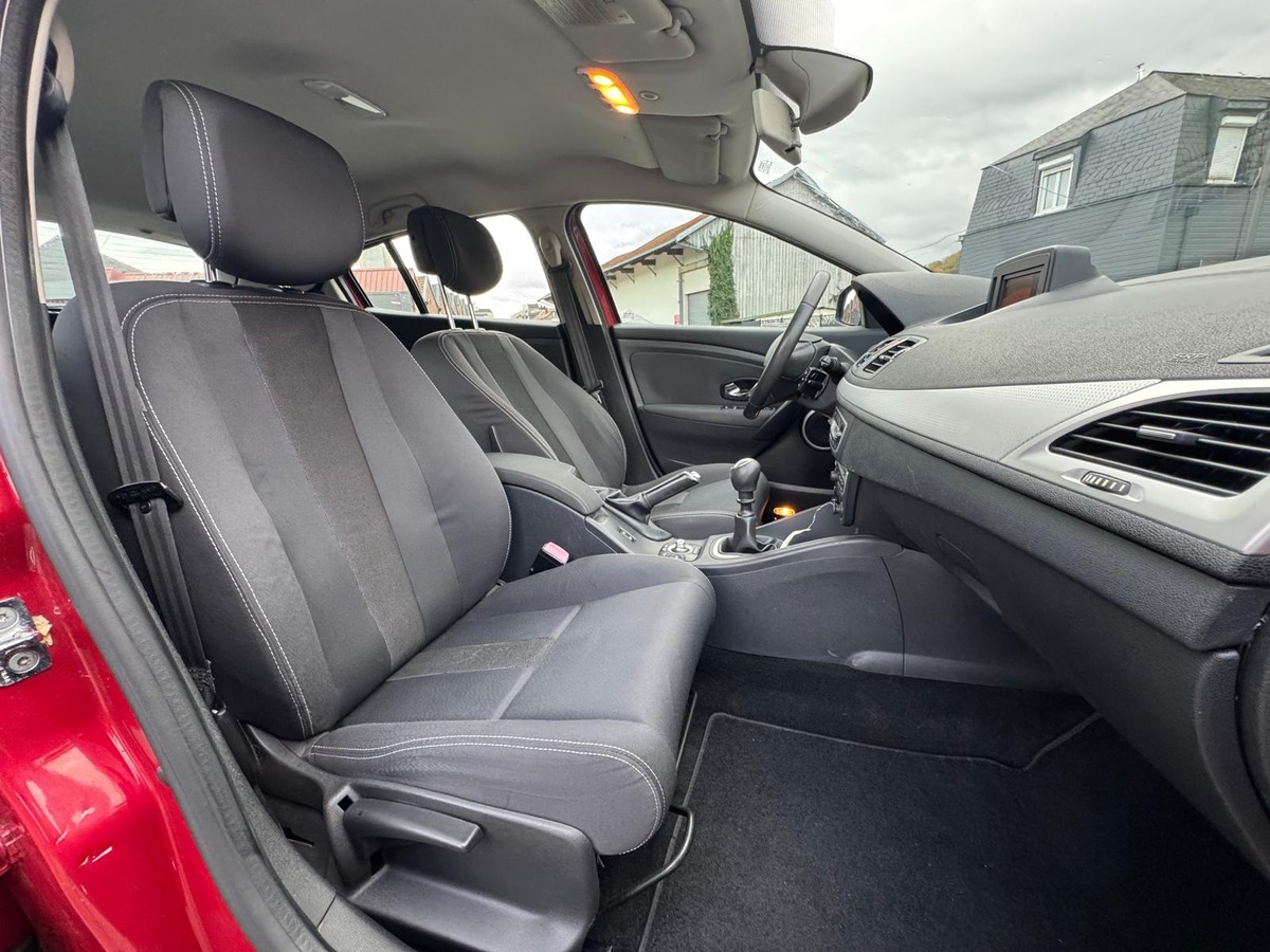 RENAULT Megane 1.5 DCI 110cv Dynamique - Garantie - première main