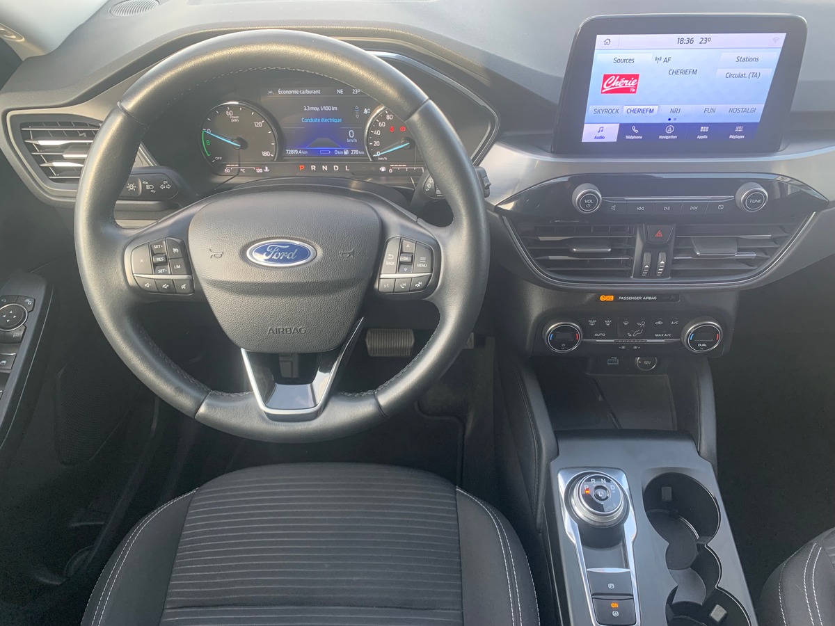 Ford Kuga 225 ch | 2.5 PHEV | Titanium | Apple car Play | Radar de stationnement avant et arriére