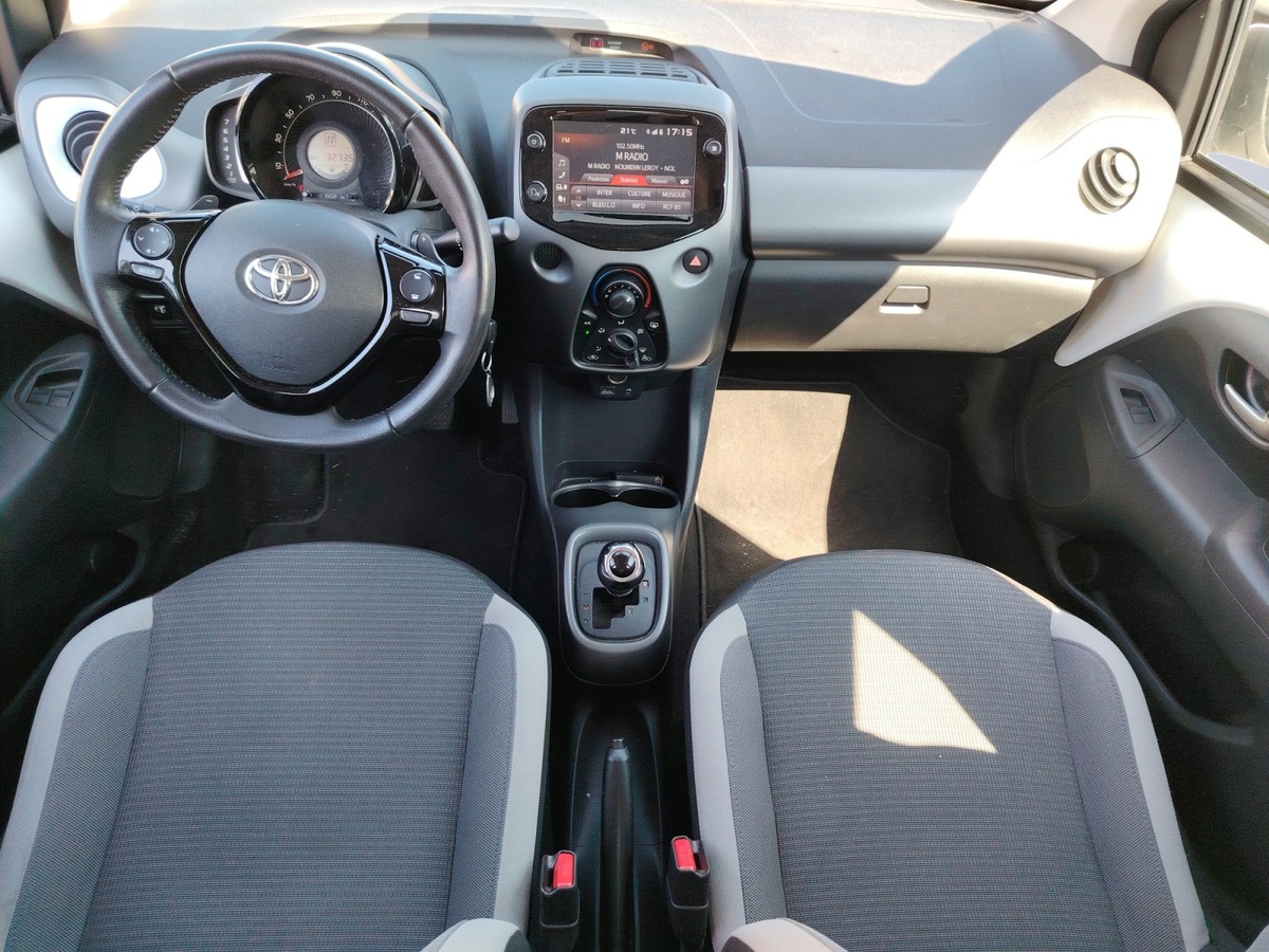 Toyota Aygo 1.0 VVTI BOITE AUTO