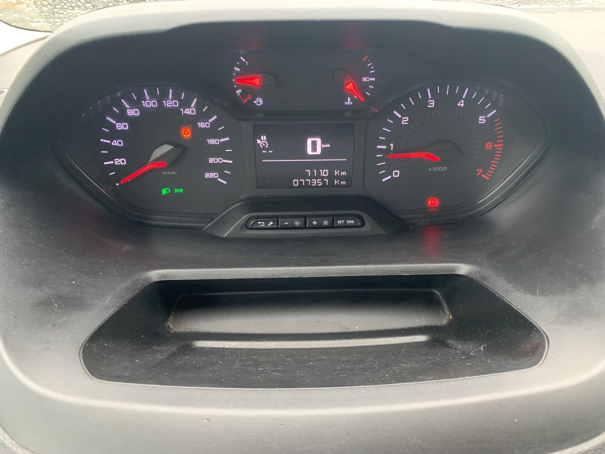 Peugeot Partner 100 ch | PREMIUM | Régulateur de vitesse | Radar de recul | Climatisation | 3 places