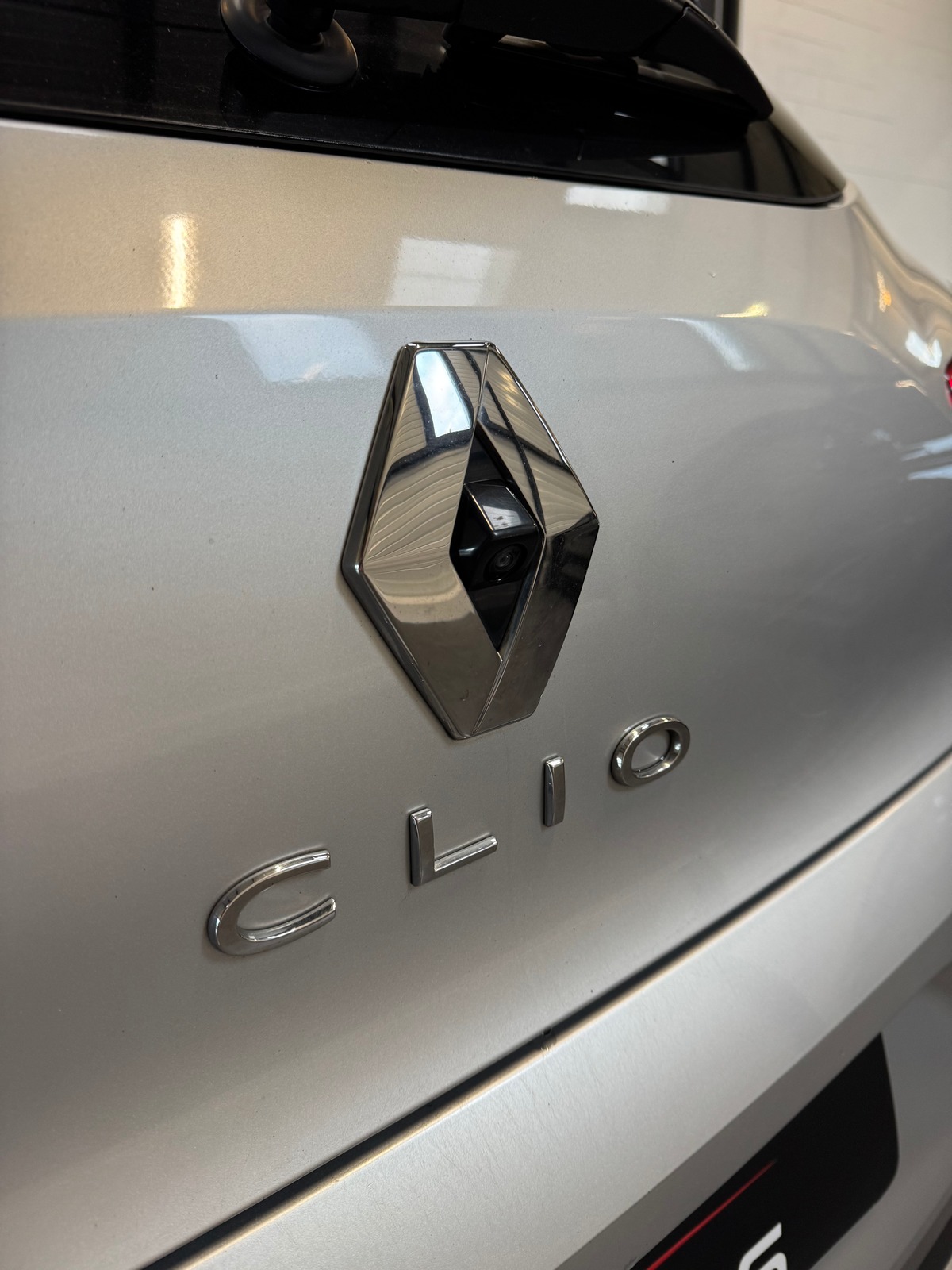 RENAULT Clio V 1.3 TCe 130ch FAP Intens EDC