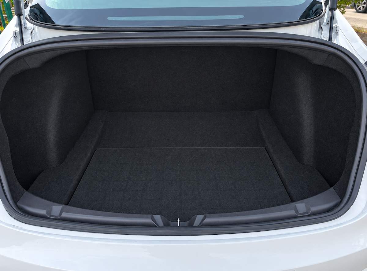 Tesla Model 3 Dual Motor AWD (Long Range)