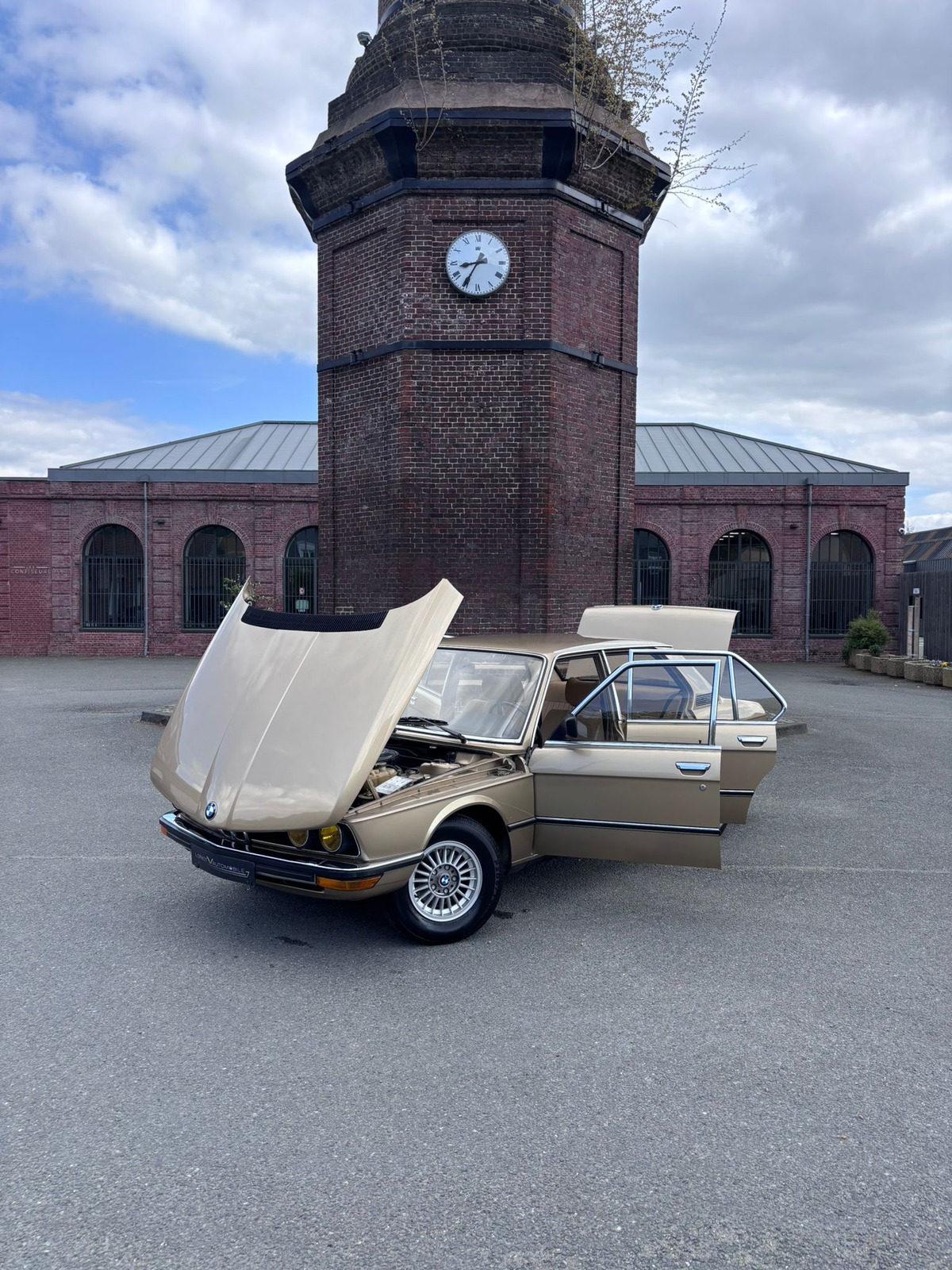 Bmw Série 5 E12 525 - Origine France - Kilométrage d'origine