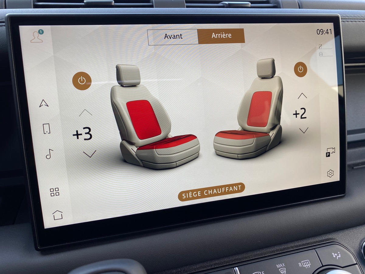 LAND ROVER DEFENDER 110 P400E HSE COUPE DU MONDE / 18850 KMS