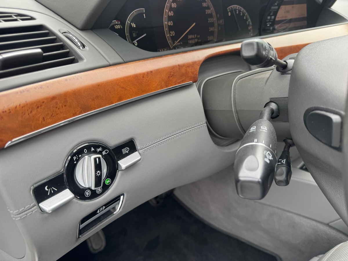 Mercedes-Benz Classe S 600 v12 5.5 517cv - Boite automatique - garantie