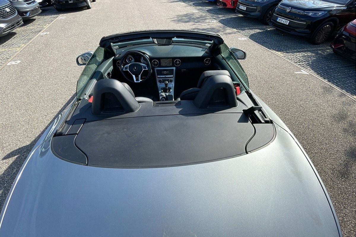 Mercedes-Benz Classe SLK SLK 200 K BlueEFFICIENCY ( cles en mains )