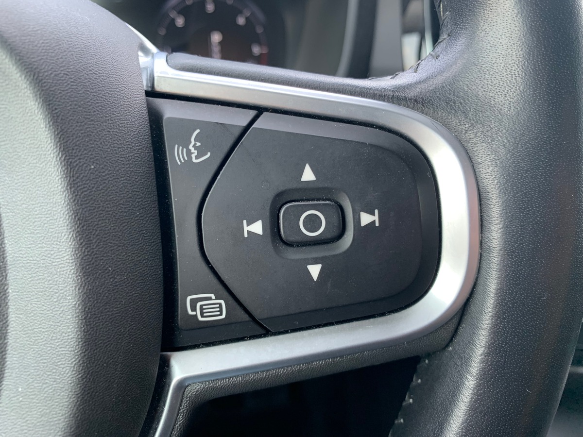 Volvo V60 150 ch | Business Excecutive | Caméra recul | Apple car Play | Cuir | Régulateur vitesse