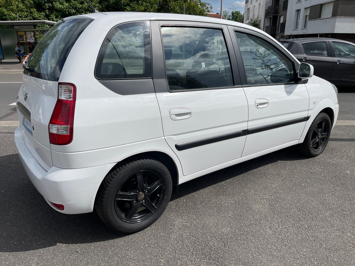 Hyundai Matrix 1.6i COMFORT