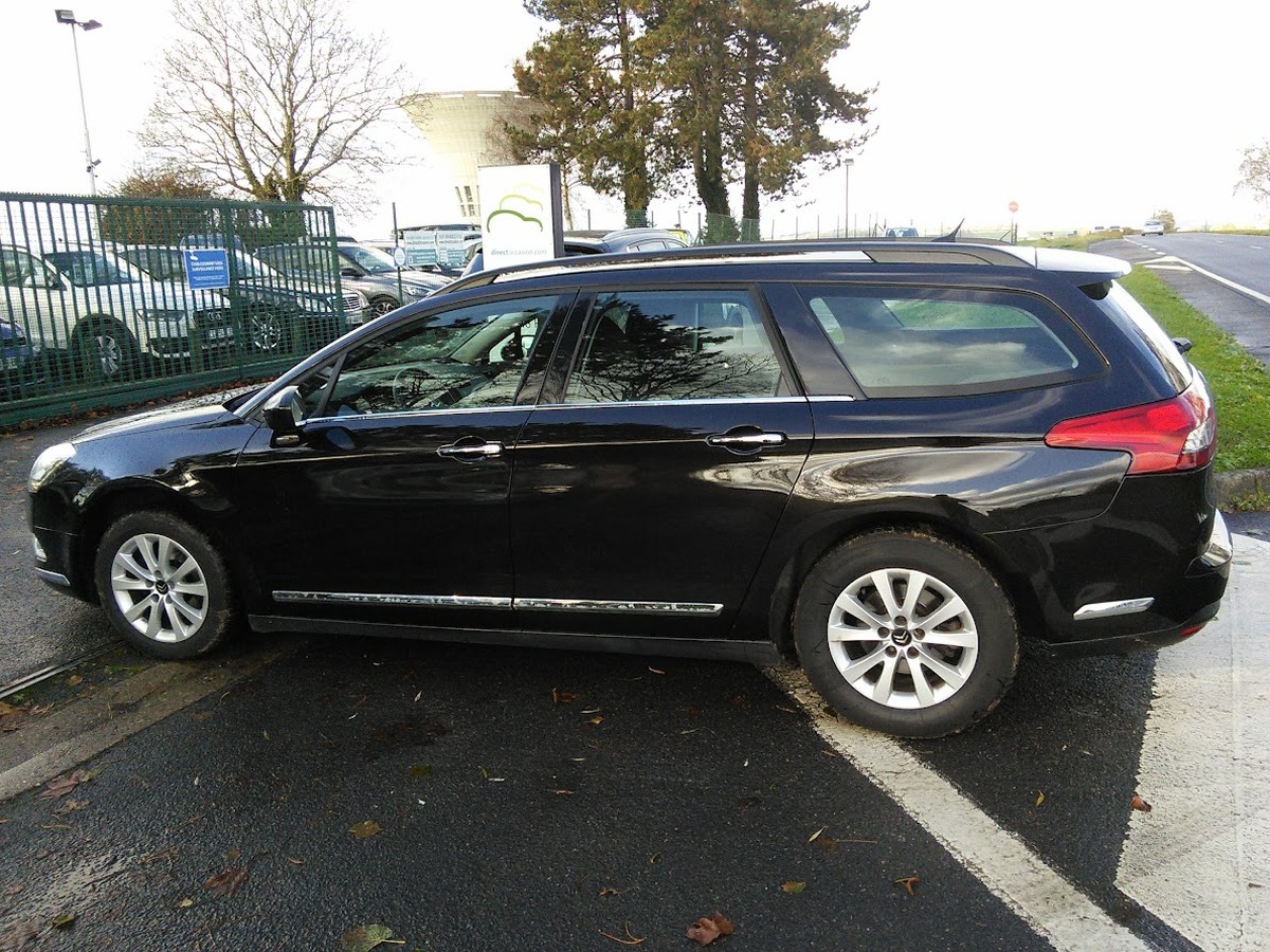 Citroën C5 Tourer 1.6 HDi 115  BUSINESS  - FACTURES ENTRETIEN