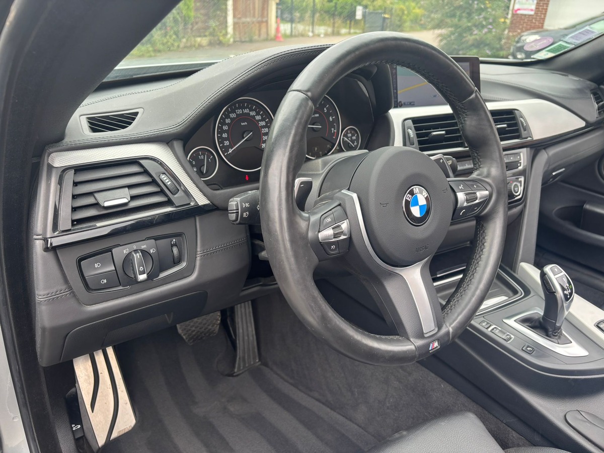 Bmw Série 4 Cabriolet (F33) 435I XDRIVE 306 M SPORT BVA8