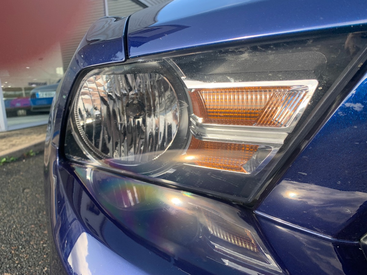 Ford Mustang 304 chevaux | V6 3.7L | Intérieur CUIR | Couleur Bleu Kona | Boite manuelle 6 vitesses