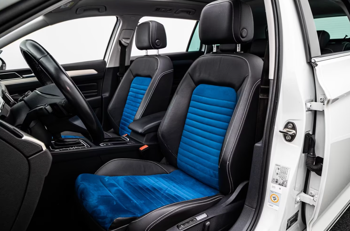 Volkswagen Passat SW VIII 2.0 TDI EVO 200ch Elegance 4Motion DSG7 Toit ouvrant Attelage