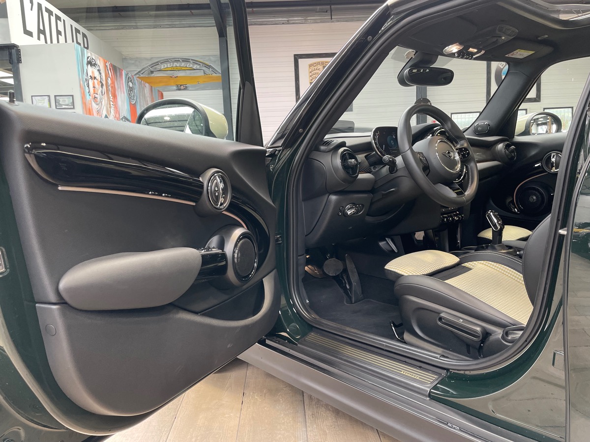 Mini Cooper S 5 PORTES 2.0 i DKG7 178 - TOIT OUVRANT/CARPLAY/SIEGES CHAUFFANTS - GARANTIE 2027