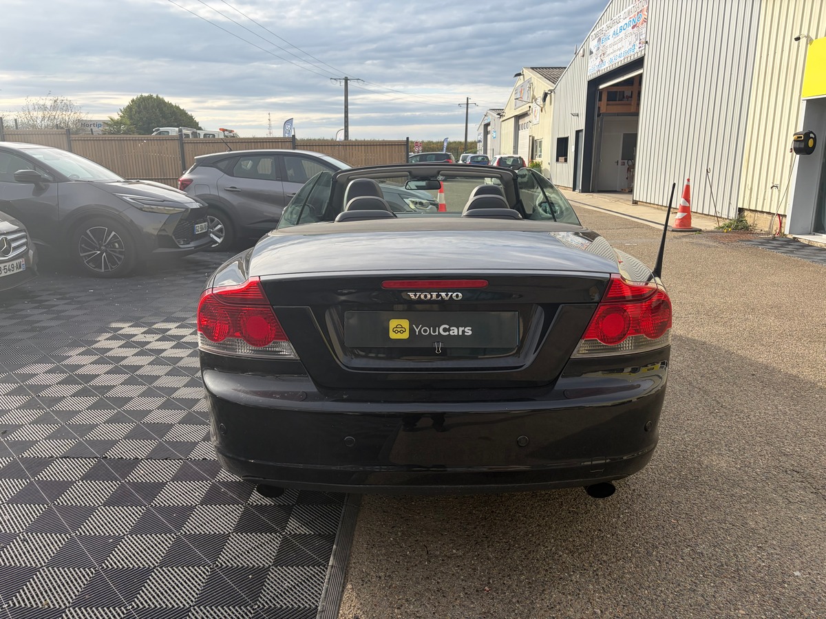 Volvo C70 CC D5 2.4 TDi 180 cv Boîte auto SIÈGE ÉLECTRIQUE A MÉMOIRE - RADAR DE RECUL - FILET