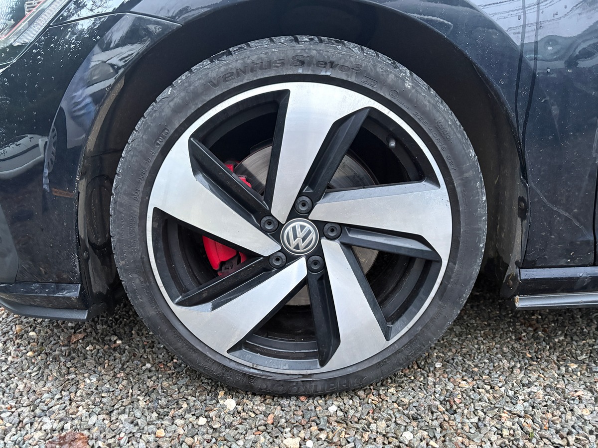 Volkswagen Golf 7 GTI 230CH Perfomance