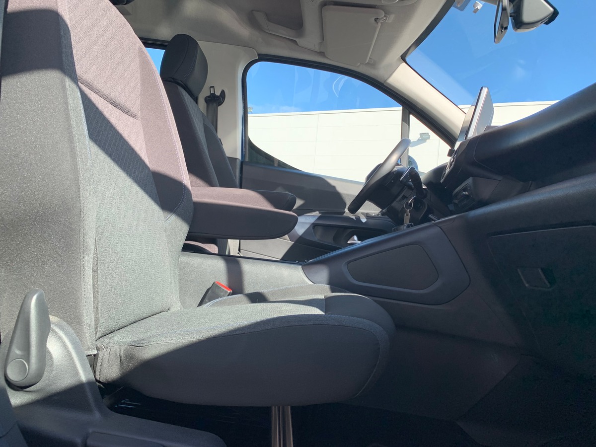 Peugeot Rifter 130 ch | Standard | Allure | Apple car Play | Régulateur de vitesse | Radar arriére