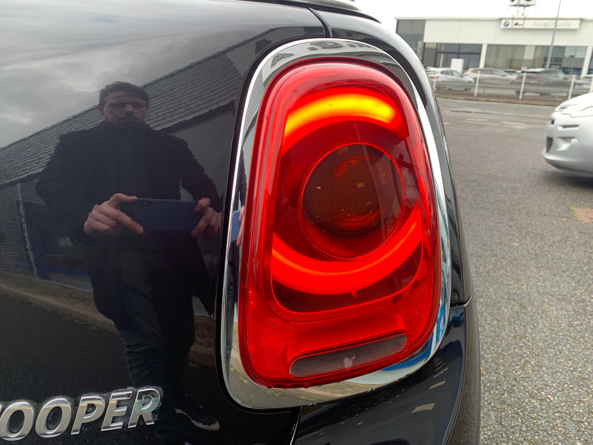 Mini Minicooper 136 chevaux | Chili | Pack Connected Navigation | Volant Sport gainé cuir MINI Yours