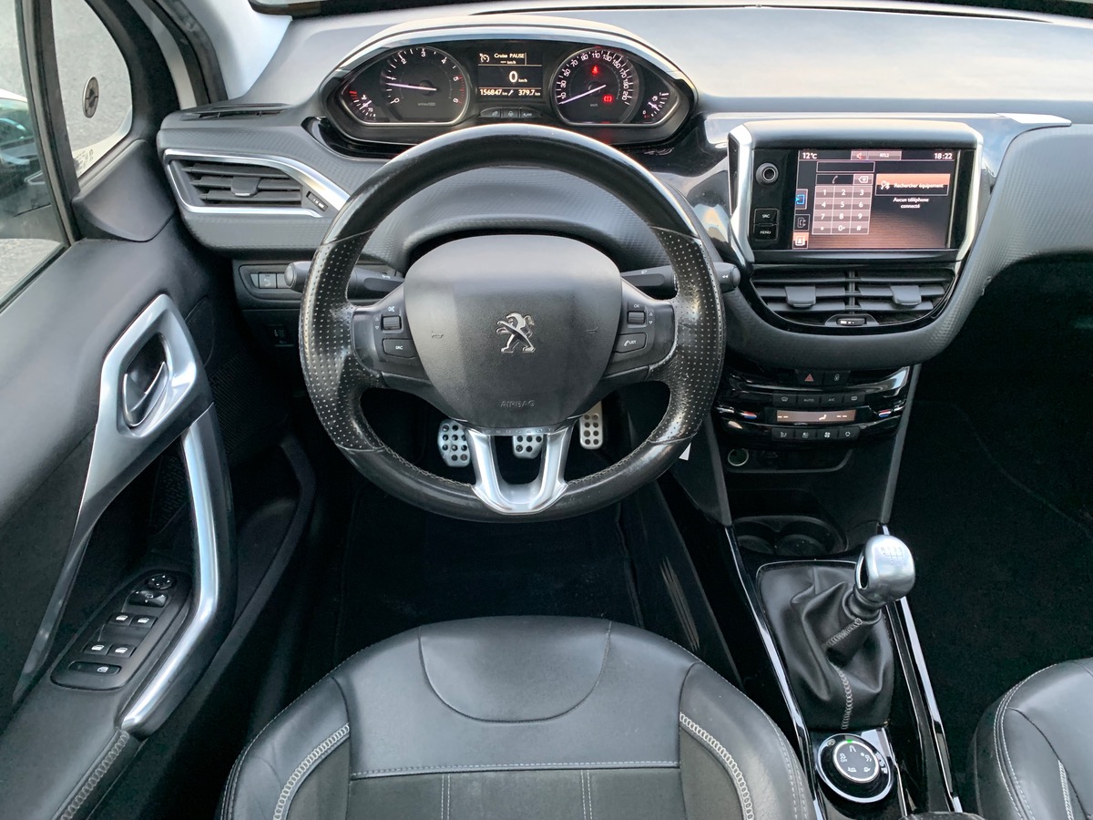 Peugeot 2008 120 ch | Crossway | Caméra de recul | Toit panoramique | GPS | Grip control