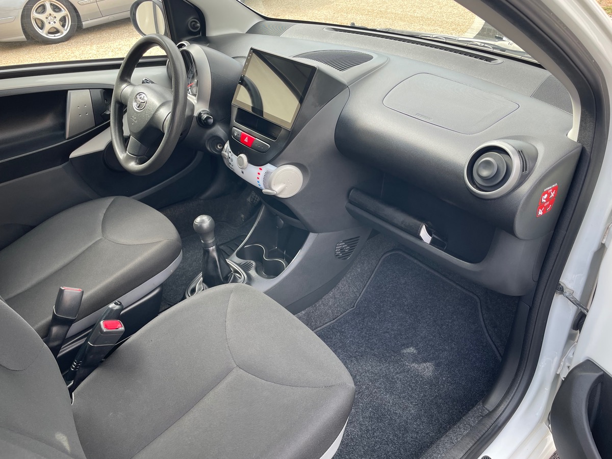 Toyota Aygo Active 3 portes 1.1 VVTi (68 ch)