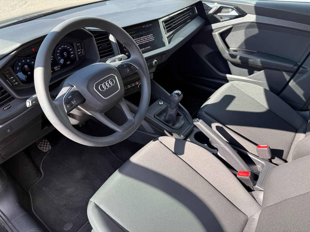 Audi A1 Sportback II 25 1.0 TFSI 95 cv Entry, Suivi COMPLET AUDI, I-Cockpit.