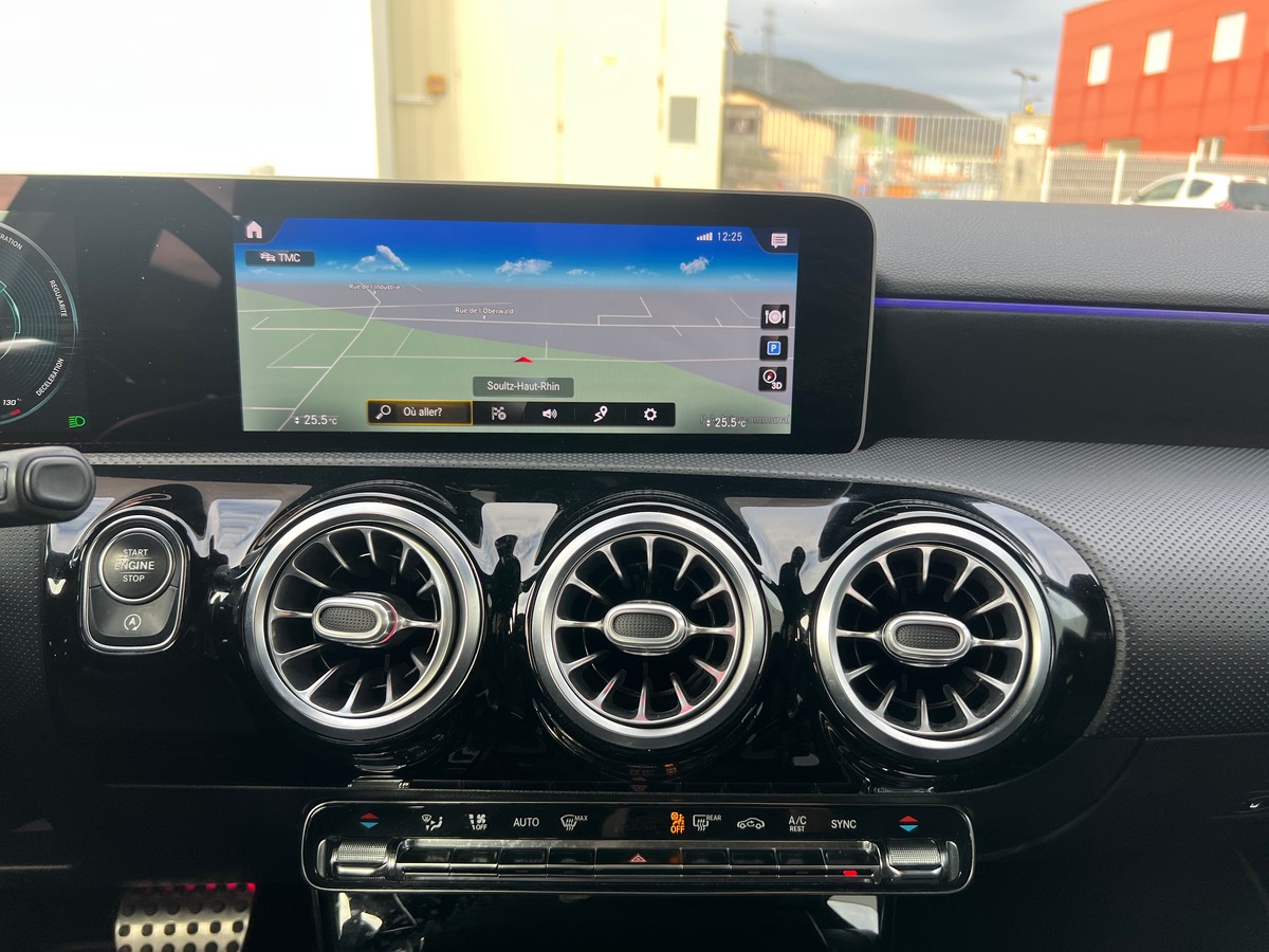 Mercedes-Benz Classe A 200d AMG LINE 150cv, SUIVI COMPLET, TOIT OUVRANT, CARPLAY, LED, MULTIBEAM