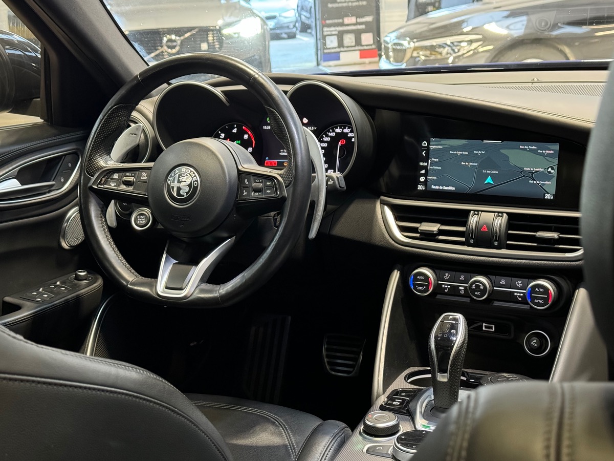Alfa Romeo Giulia Q4 2.2 AT8 210CV VELOCE TOIT OUVRANT K