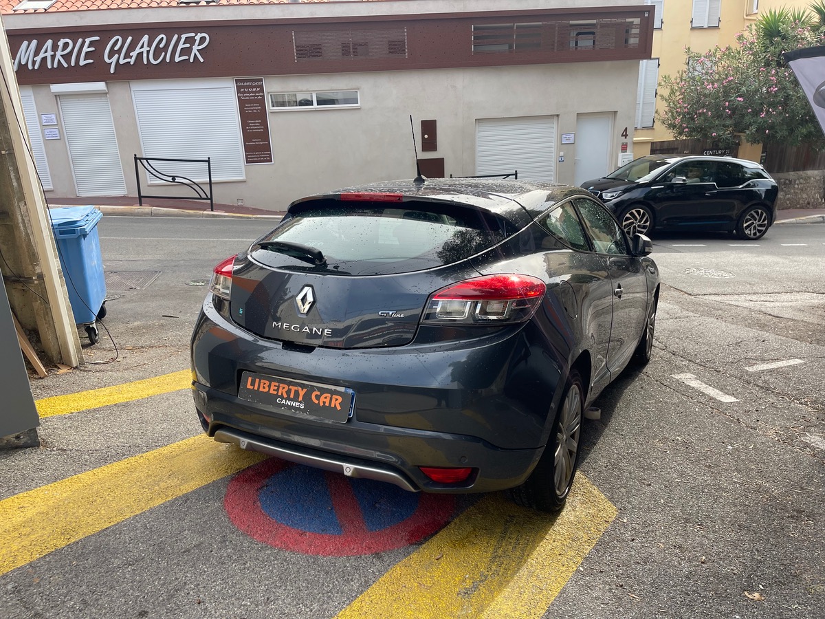 RENAULT Megane 1.6 DCI 130 CV / GT LINE / Toit Panoramique / Moteur à Chaine /
