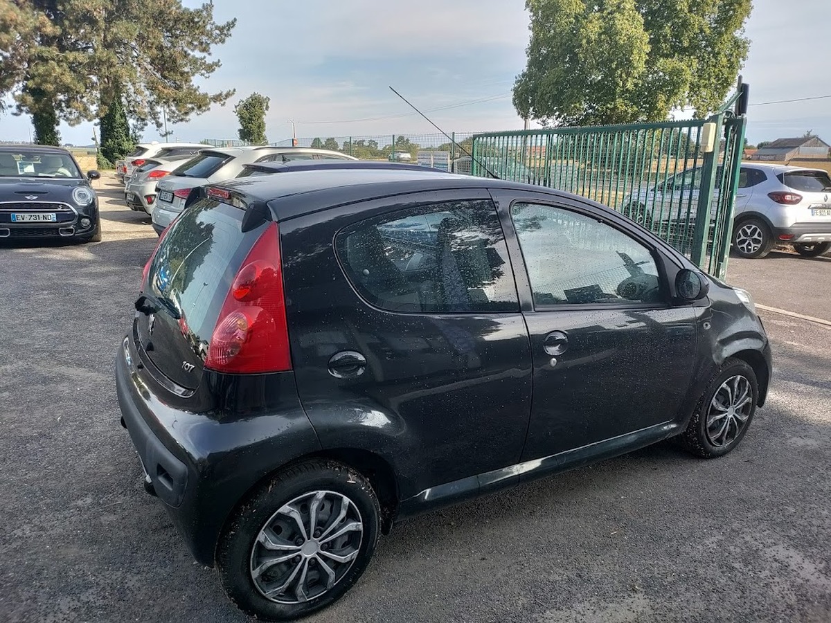 Peugeot 107 1.0 68 Trendy 5 PORTES