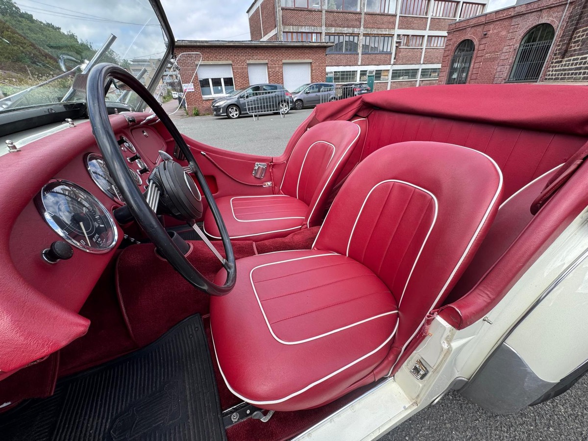 Triumph TR 3 "Petite bouche" 2.0 100cv 1957