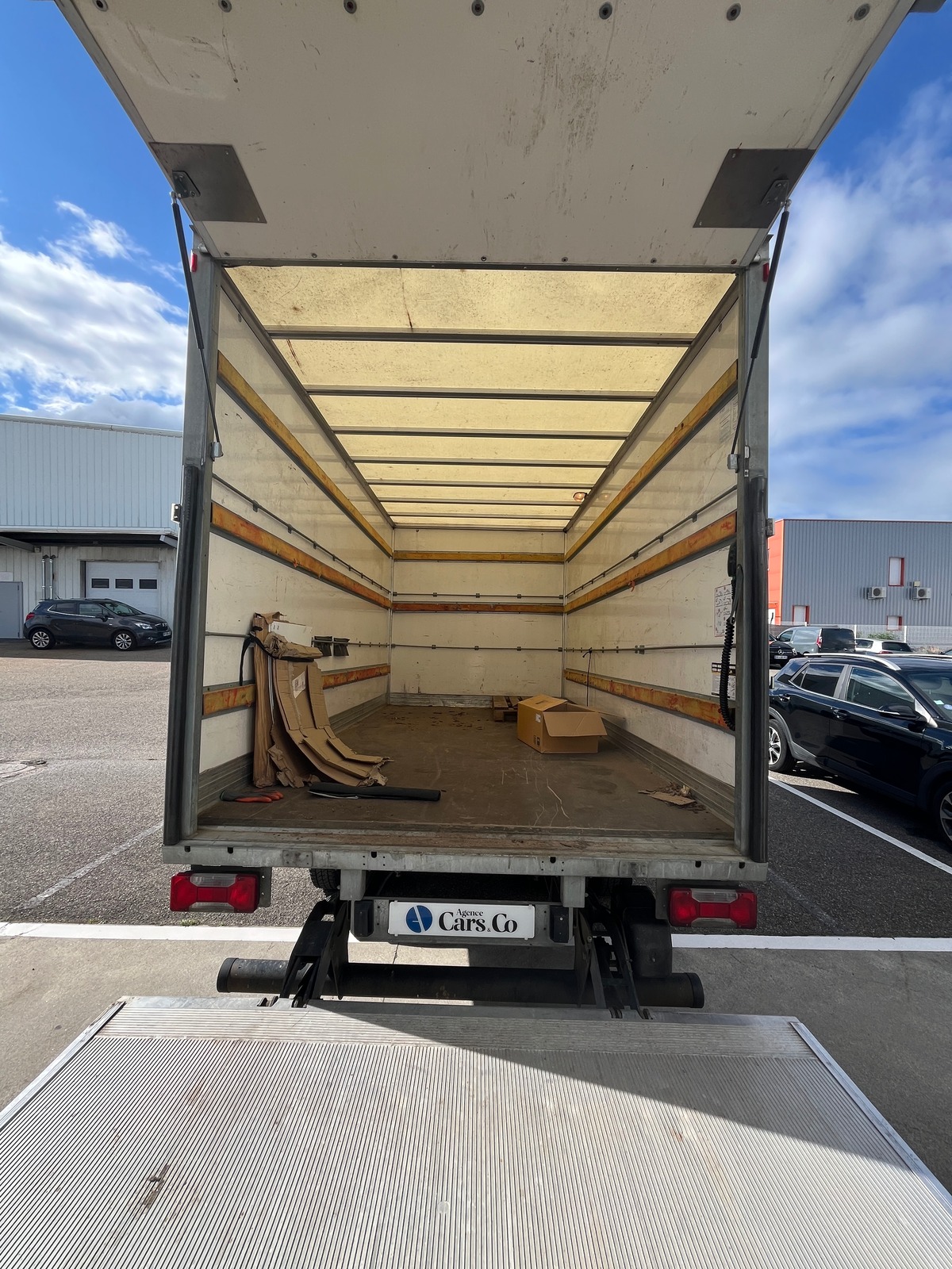 Iveco 35C16H DAILY 2.3 156ch 20M3, HAYON ELECTRIQUE