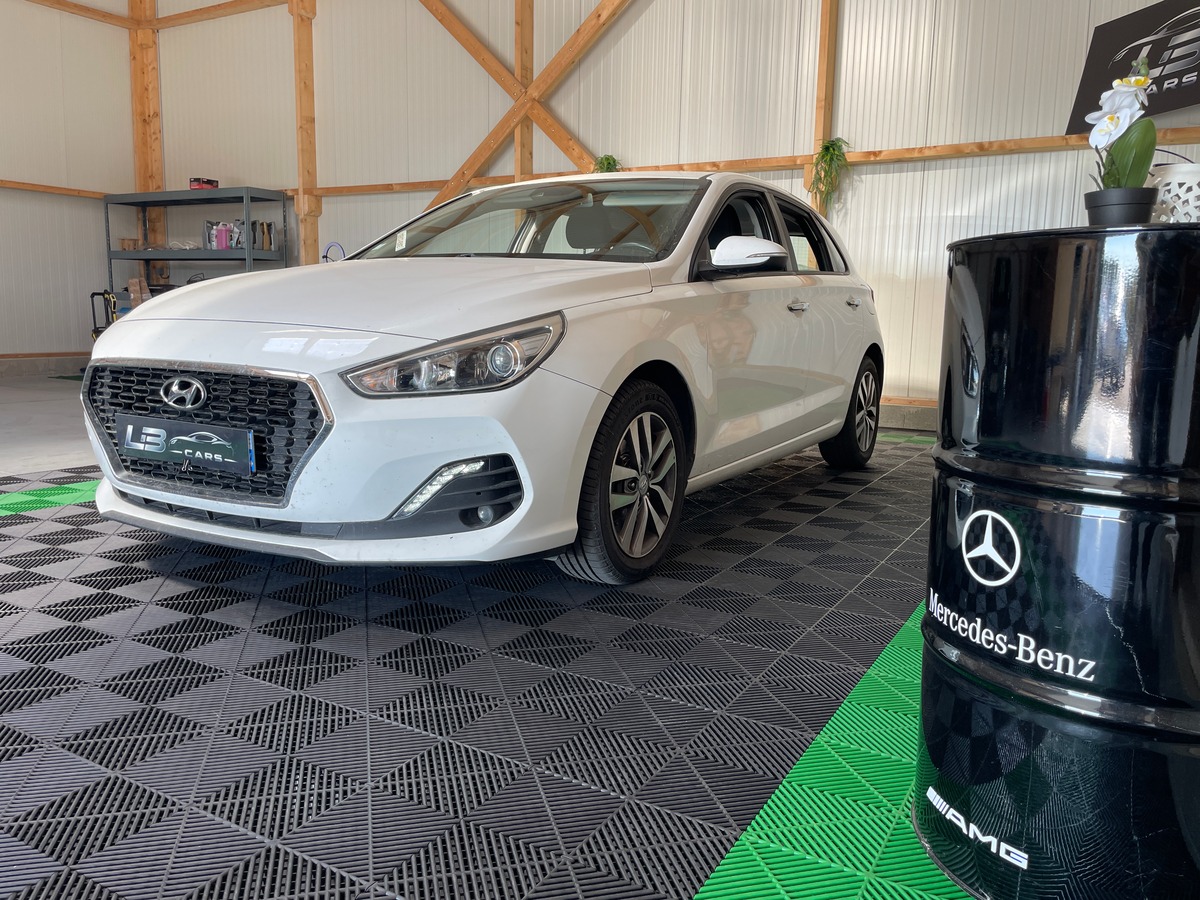 Hyundai i30 1.6 CRDi 16V  S&S 95 cv 1ERE MAIN/MOTEUR A CHAINE/ GARANTIE