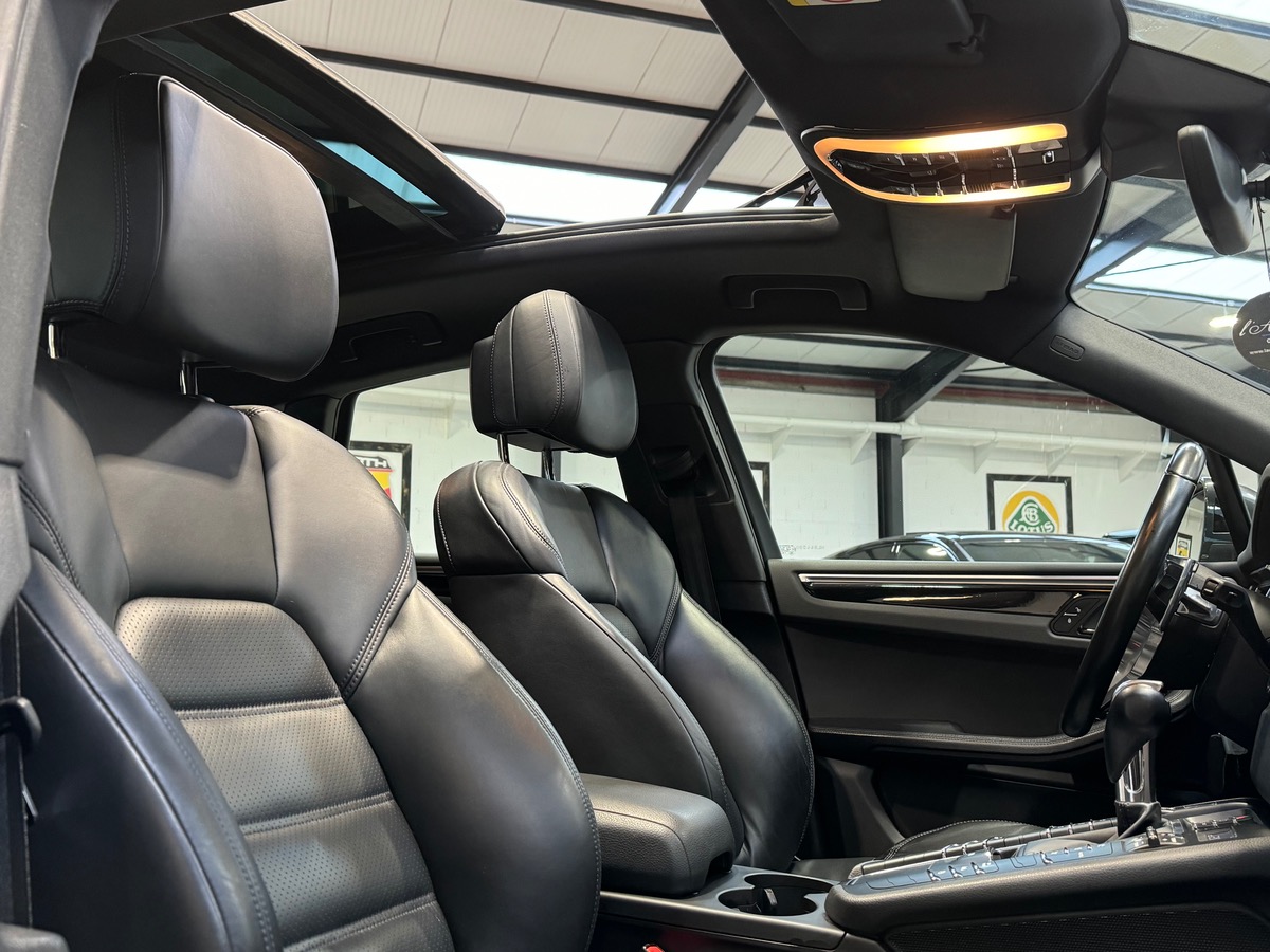 Porsche Macan S DIESEL 3.0 V6 258CV TO / PDLS+ / JANTES RS SPYDER 1ERE MAIN zz