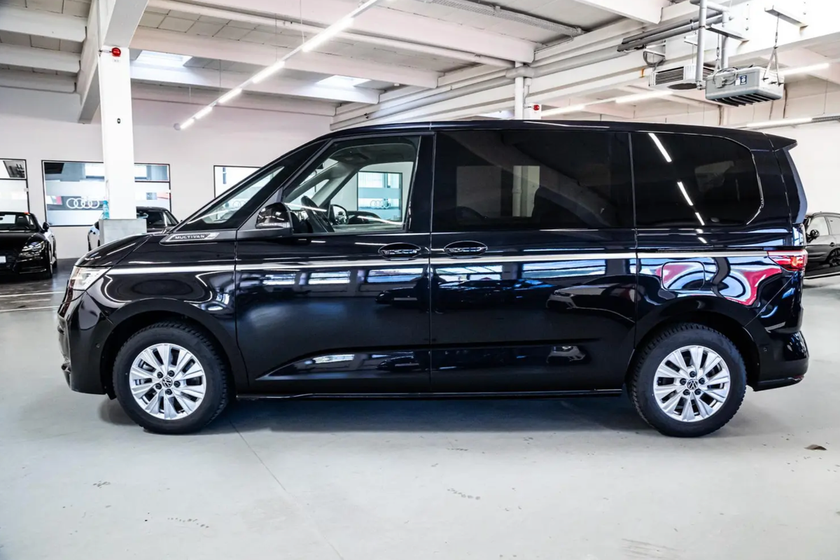 Volkswagen Multivan VII 1.4 eHybrid 218ch Style Court DSG6