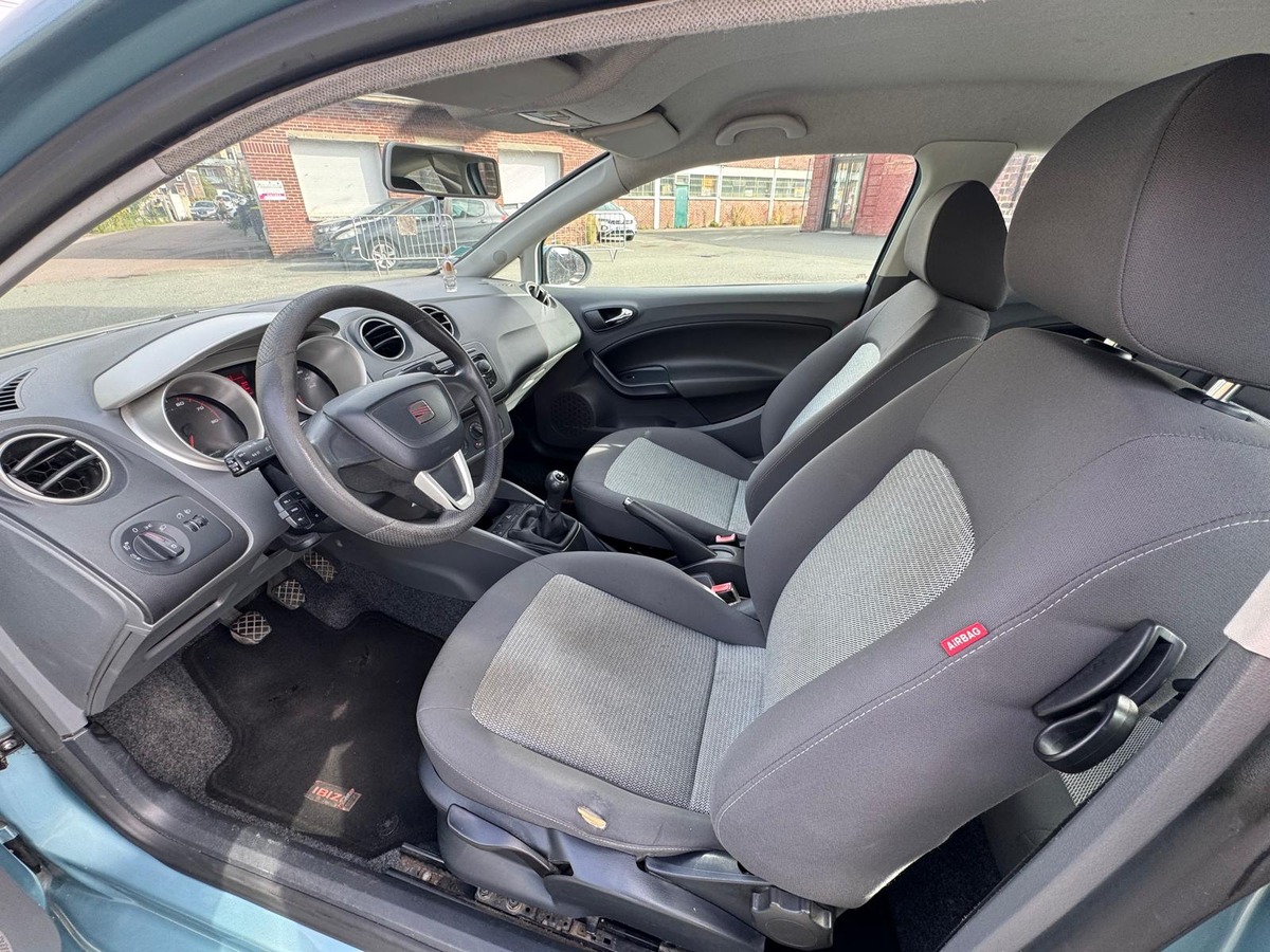 Seat Ibiza 1.4 85 Stylance / Style - Crochet d'attelage - Garantie