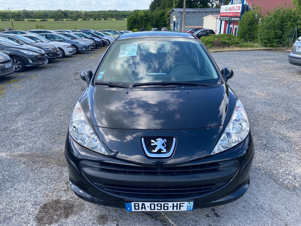 Peugeot 207 1.4 hdi 70cv 156035km urban de 2009