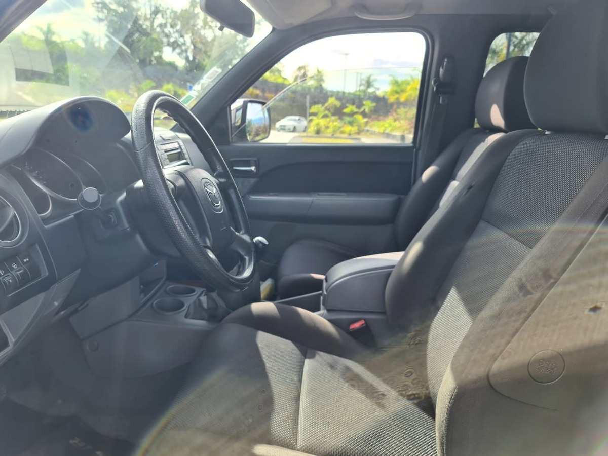 Mazda 2 MAZDA BT-50 PICK-UP 2.5 MRZ-CD 4X4