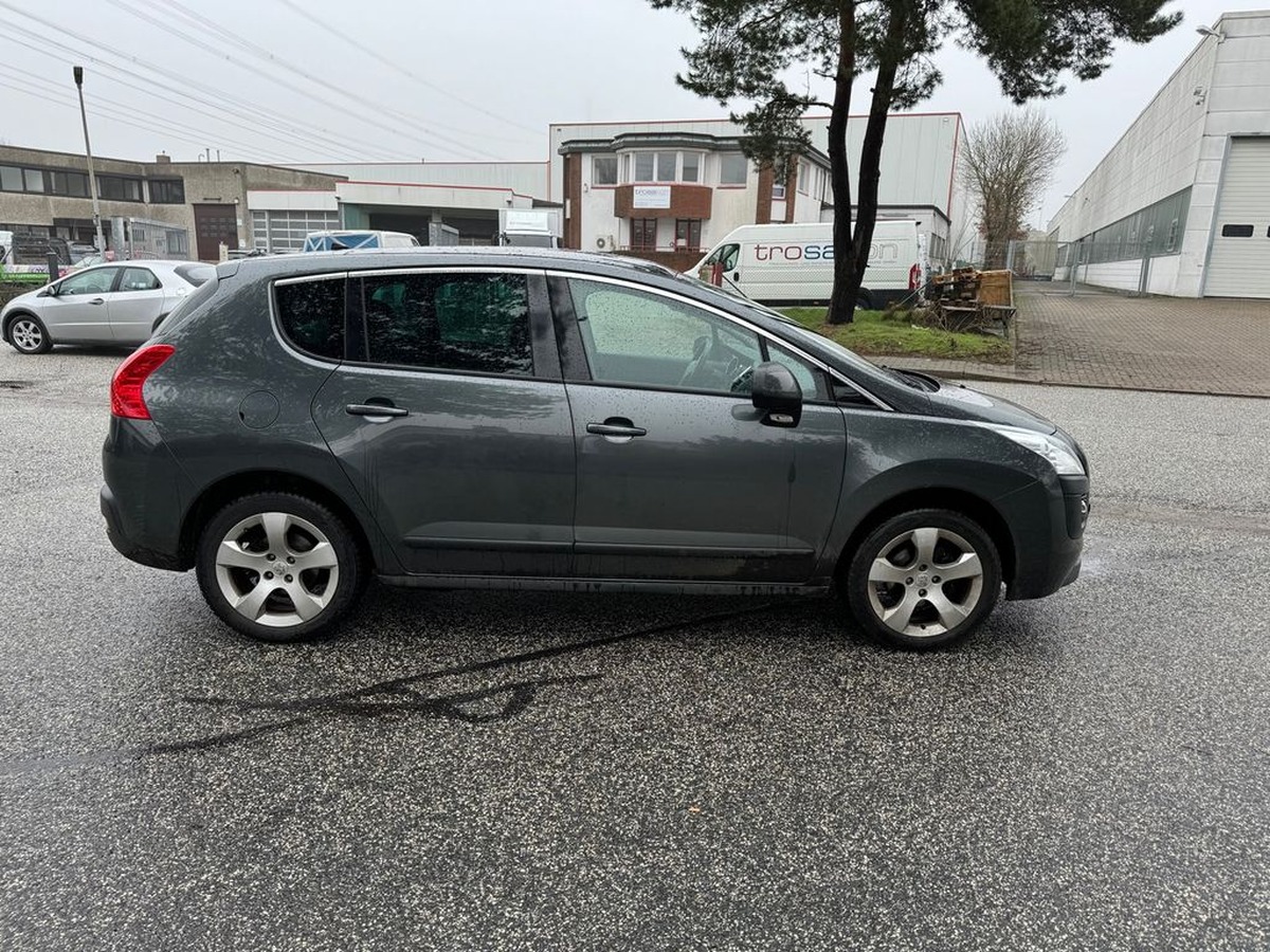 Peugeot 3008 1.6 HDI Active