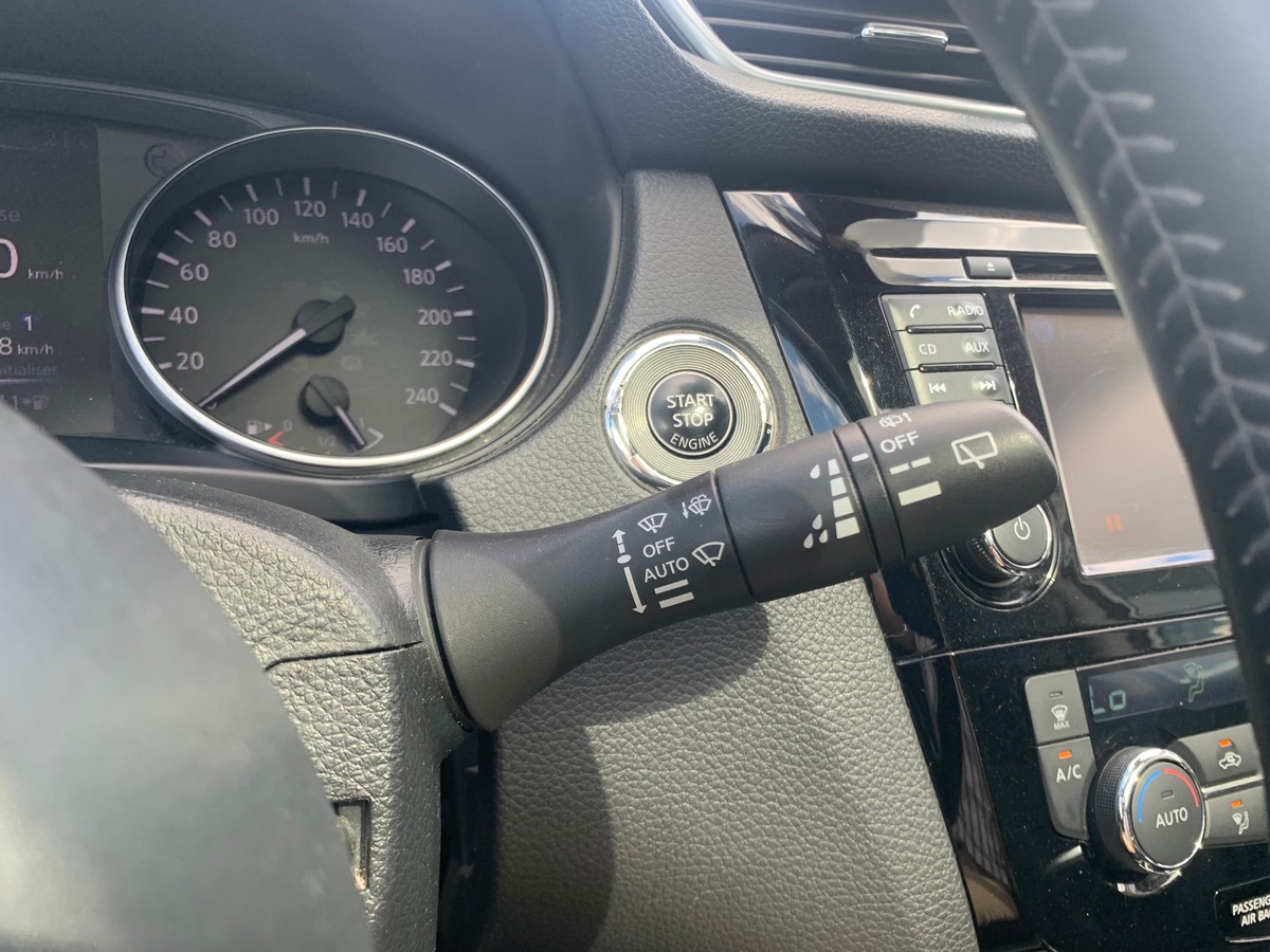 Nissan Qashqai 115 | Acenta | Toit panoramique | Caméra de recul | Régulateur vitesse | Roue secours